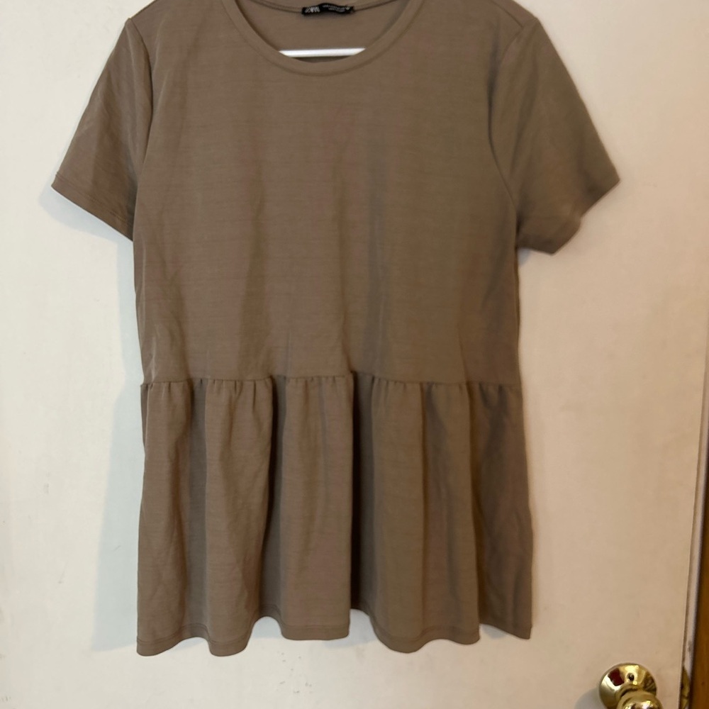 Zara Large Peplum Baby Doll Top In Taupe